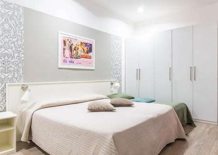 Cinema House Oda ve Kahvaltı 3*