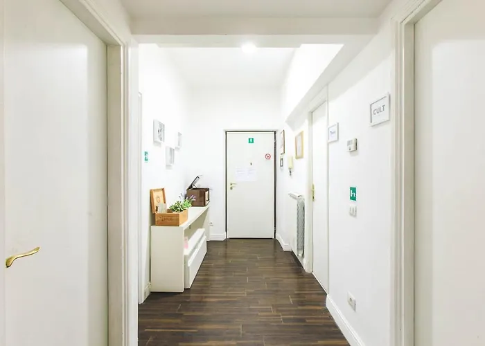 Oda ve Kahvaltı Cinema House 3*